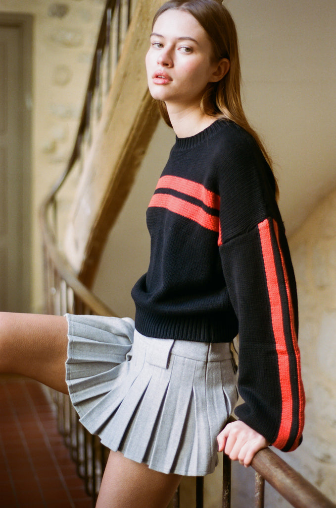 Olivia Sweater | Black / Red