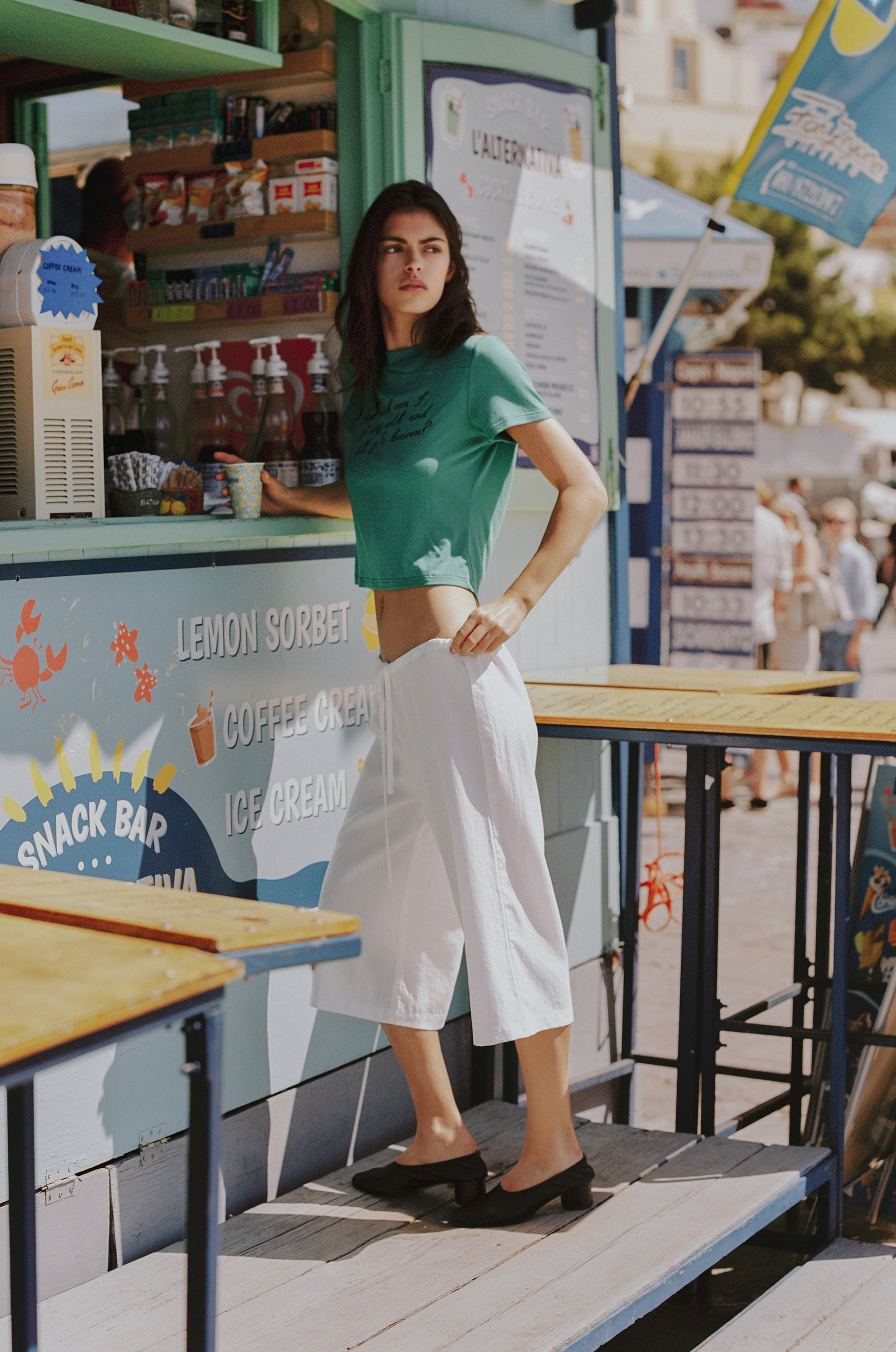 Arden Capri Pant | White – With Jéan