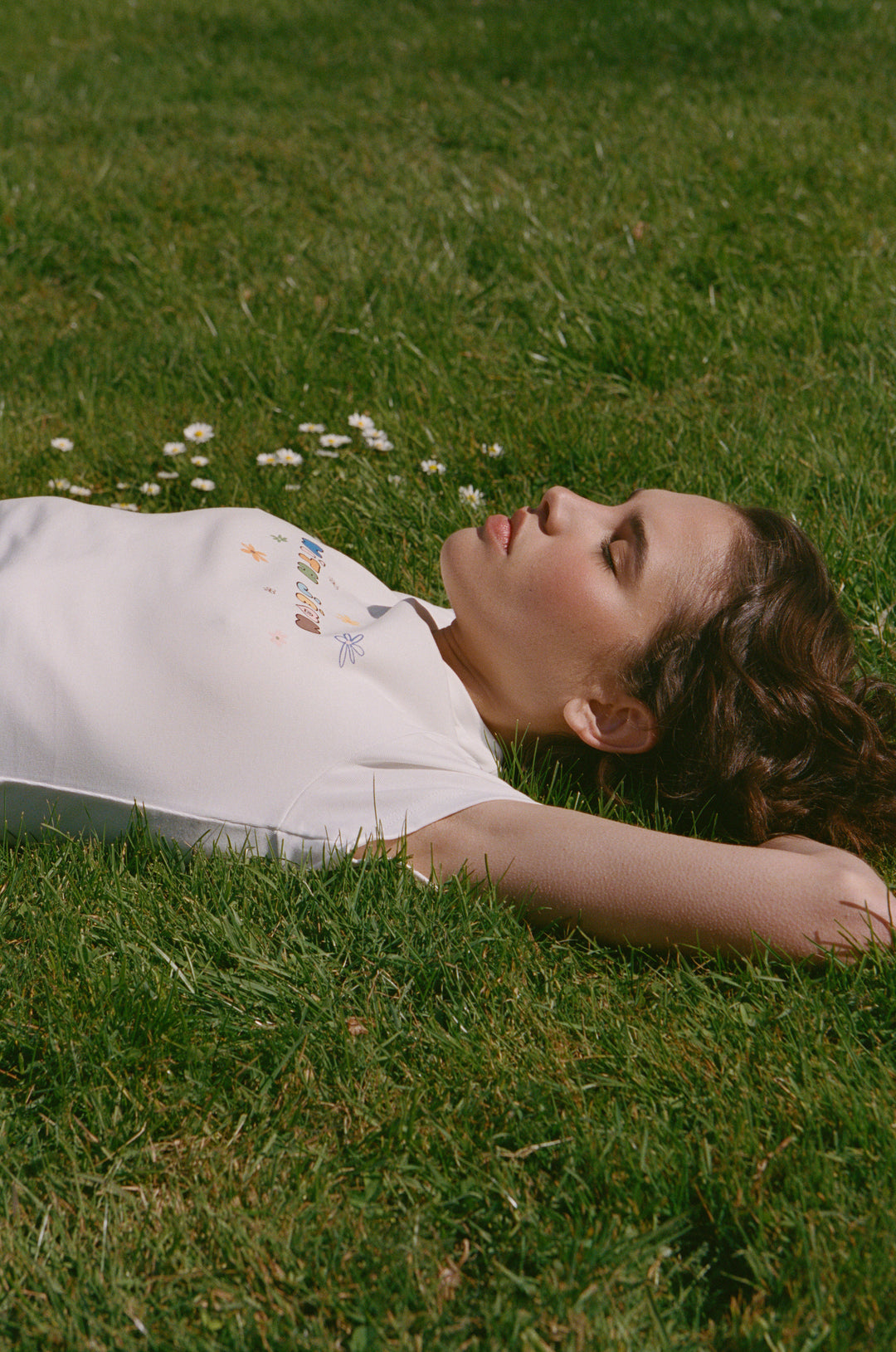 With Flowers Tee | White / Multi